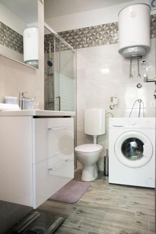 Apartment Bruna Solin Eksteriør bilde