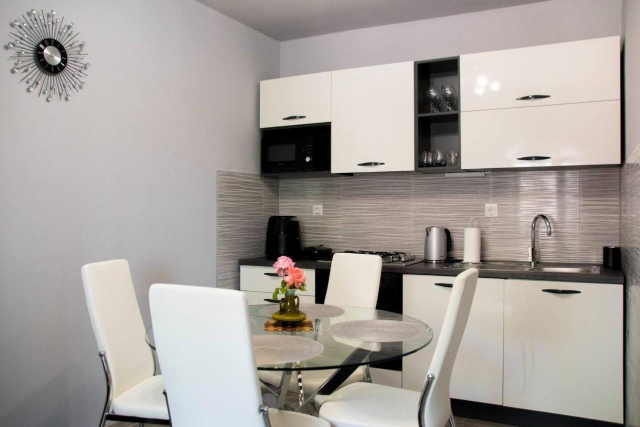 Apartment Bruna Solin Eksteriør bilde